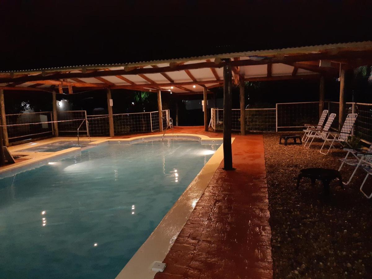 Hotel Y Cabanas Dakota Concordia Buitenkant foto